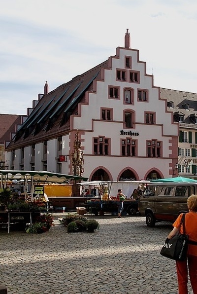 Kornhaus am Münsterplatz Kornhaus am Münsterplatz